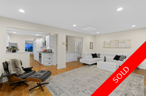 Ambleside House/Single Family for sale:  3 bedroom  (Listed 2021-08-29)